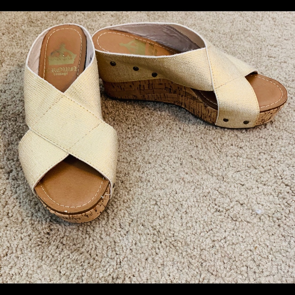 👡 Adorable sling back sandals! 👡